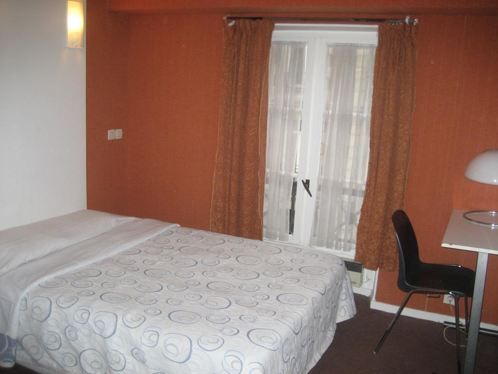 Hotel Meteore Paříž Pokoj fotografie
